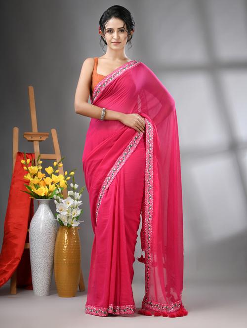 women solid with bordered saree  - 21562184 -  Standard Image - 0