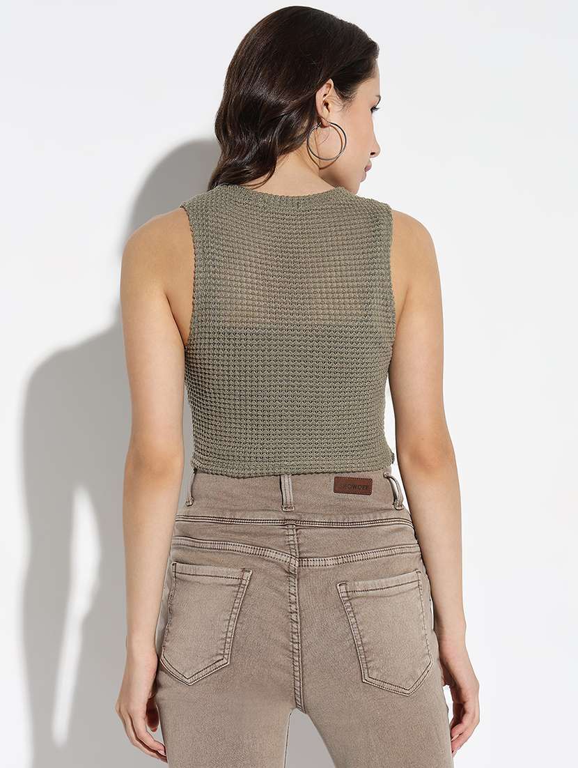 women self design sleeveless crop top - 21562760 -  Standard Image - 2