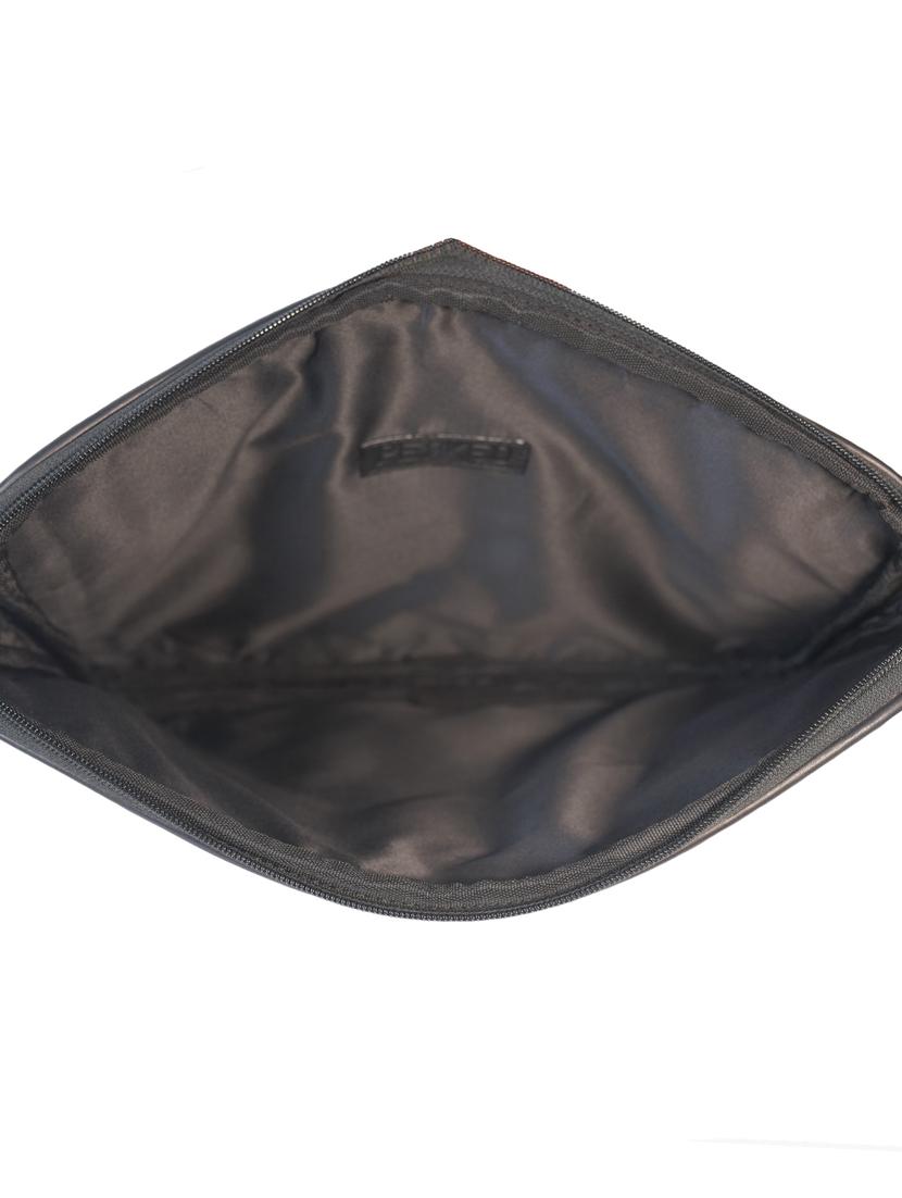 men black laptopbag - 21563211 - Standard Image - 2
