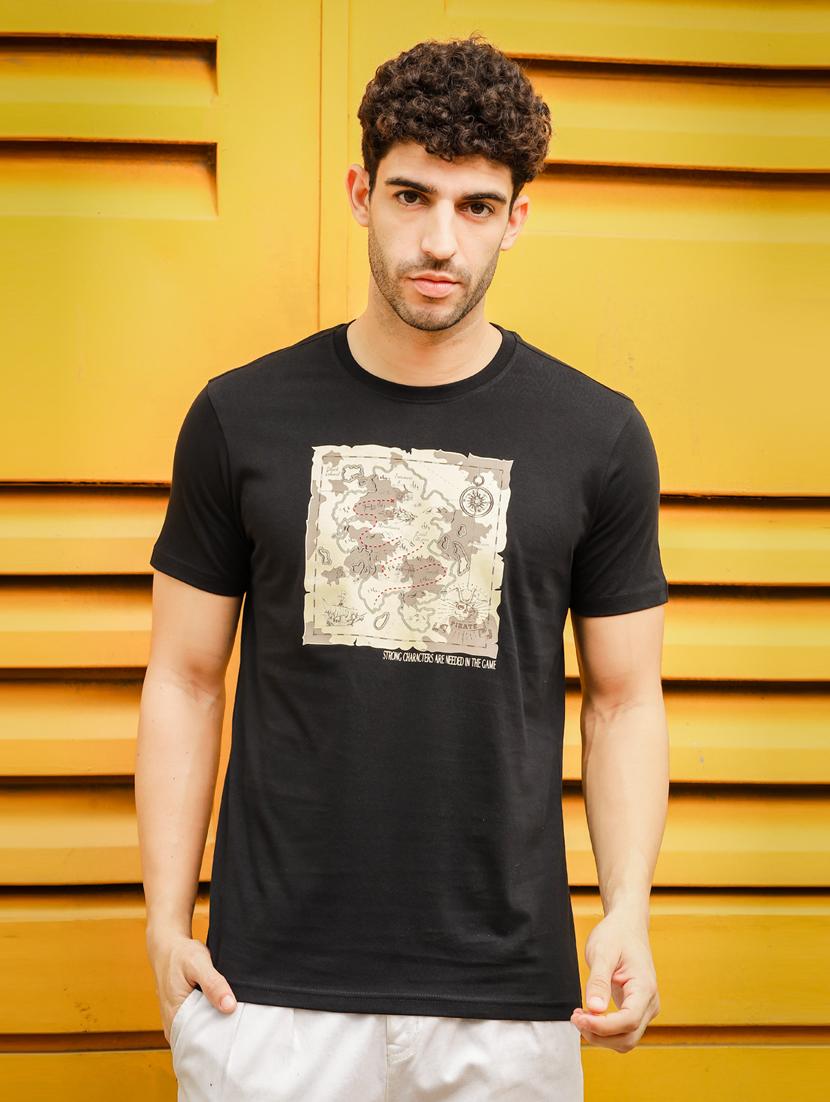 men round neck chest print t-shirt - 21563294 -  Zoom Image - 0