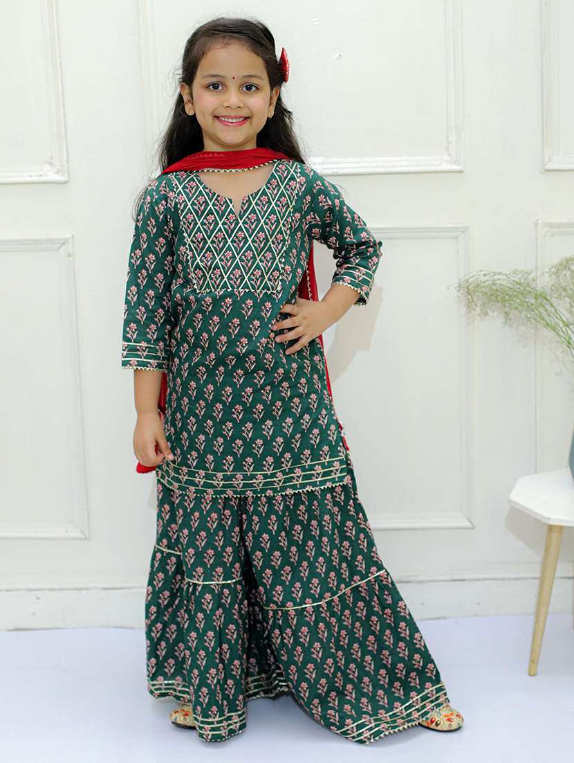 girls three qurter sleeve kurta sharara with dupatta set