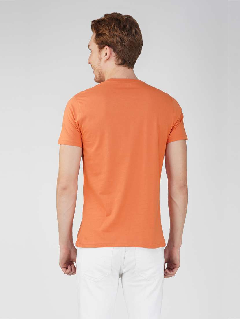 men round neck chest print t-shirt - 21565141 -  Standard Image - 2