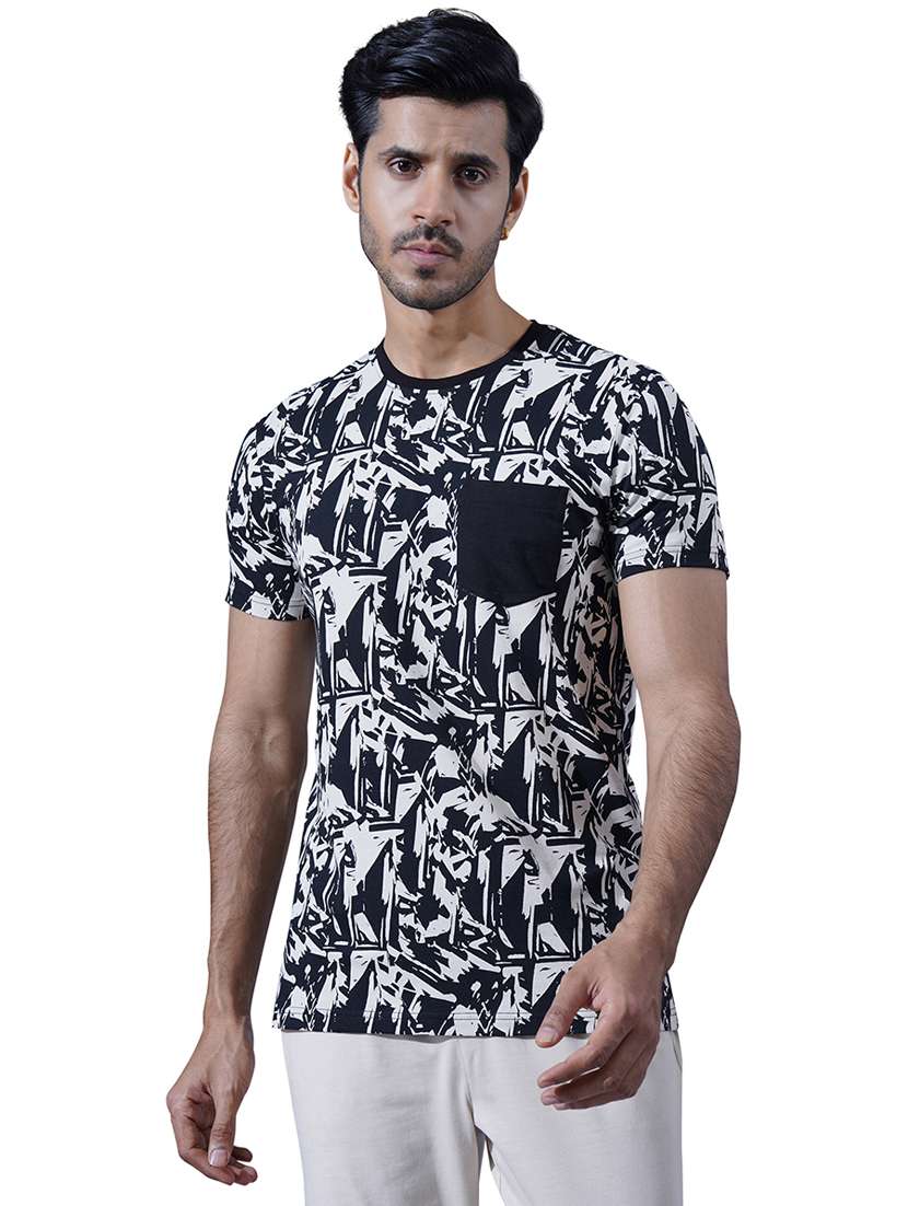 men round neck printed t-shirt with pocket