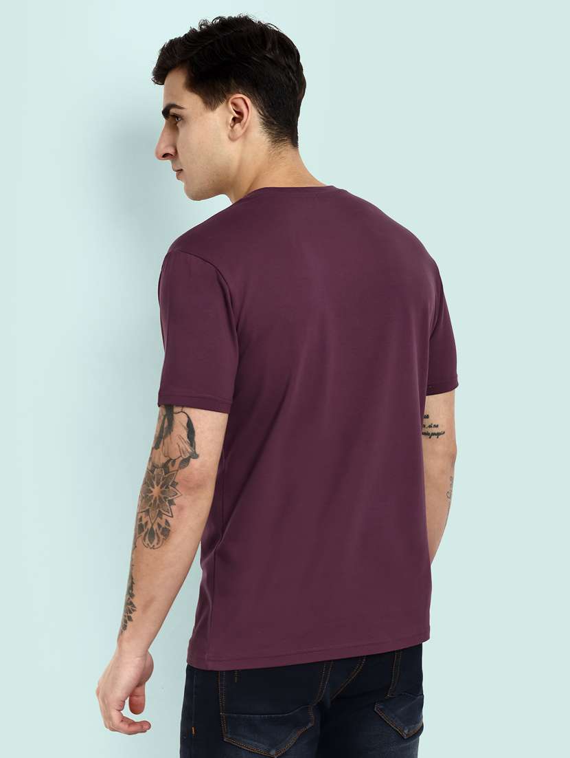 men round neck chest print t-shirt - 21565164 -  Standard Image - 2