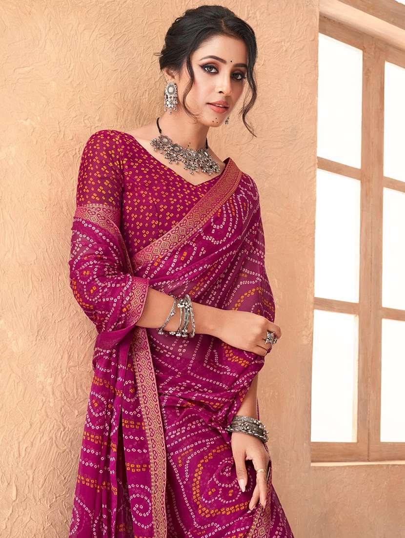 women lace bordered bandhani saree  - 21567381 -  Standard Image - 2