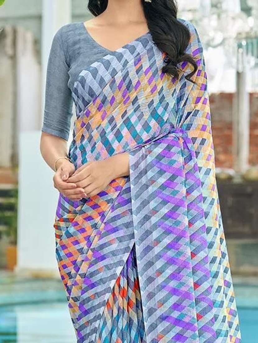 women geometric printed saree - 21567672 - Standard Image - 2