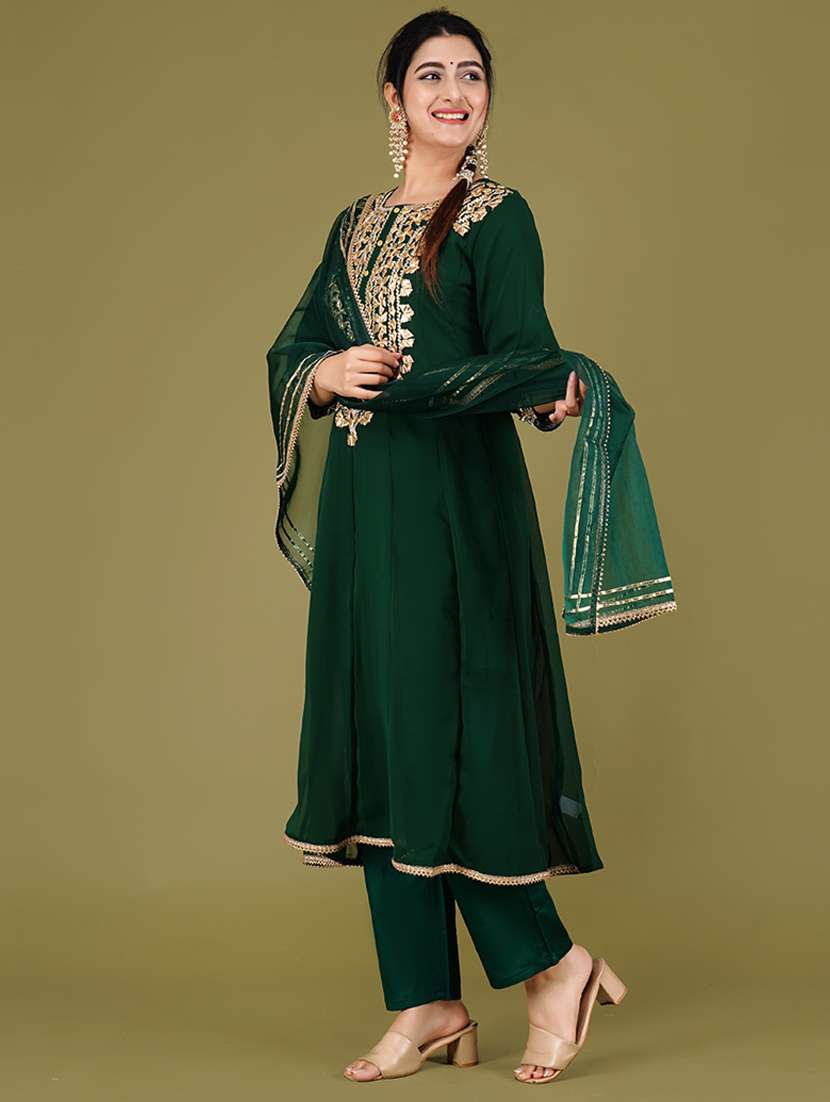 women round neck kurta pant set with dupatta - 21568148 -  Standard Image - 2