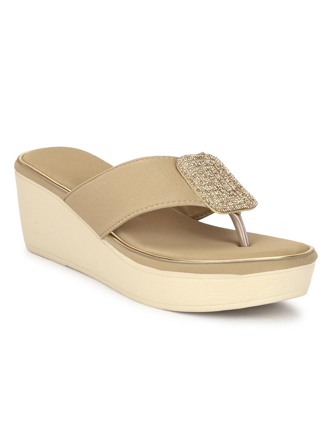 women beige platforms wedge - 21568307 -  Zoom Image - 0