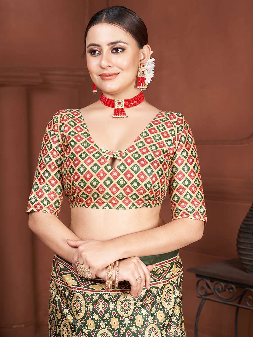 women printed pure cotton saree with blouse - 21568939 - Standard Image - 2