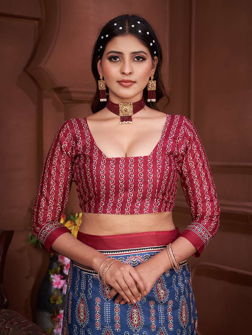 women block printed pure cotton saree with blouse - 21568944 - Standard Image - 2