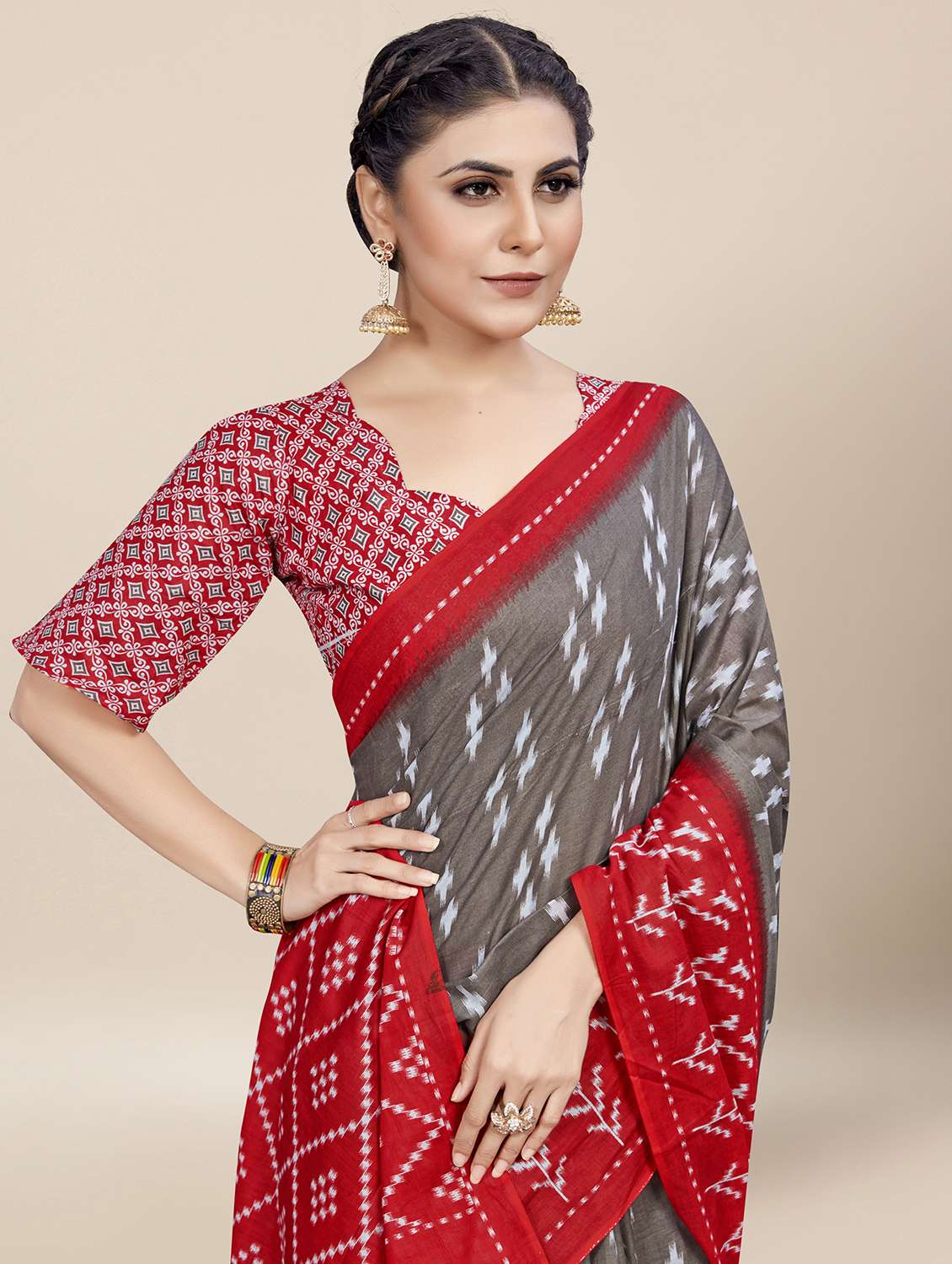 women printed saree with blouse - 21568988 -  Standard Image - 2