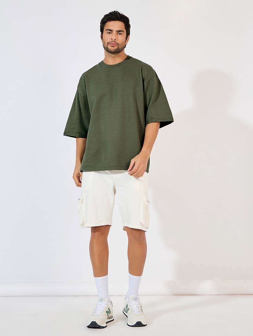 men round neck oversized t-shirt - 21569219 -  Standard Image - 2