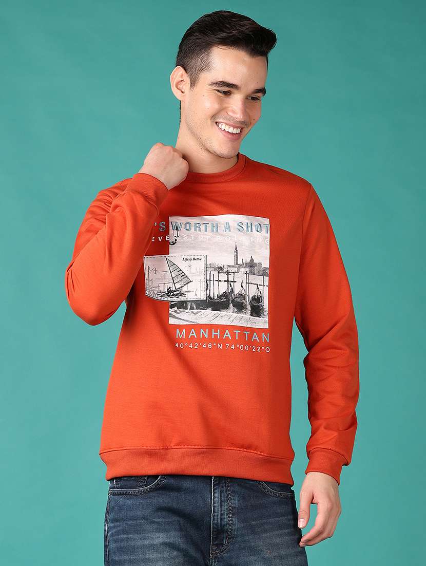 men long sleeves front print sweatshirt