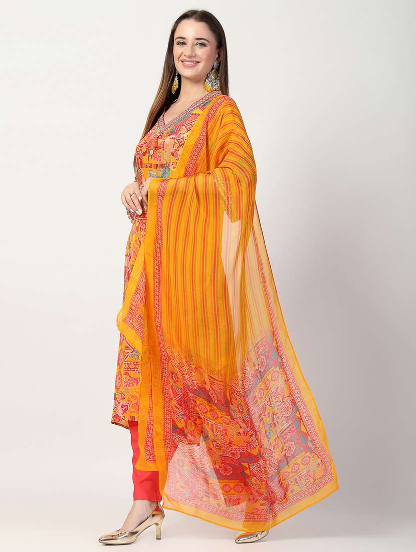 women printed kurta pant set with dupatta - 21572048 - Standard Image - 2