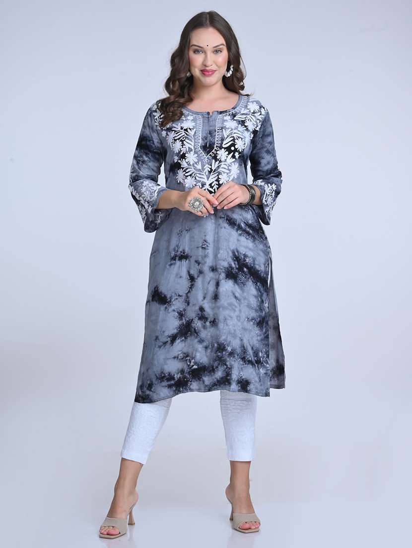 women chikankari round neck kurta