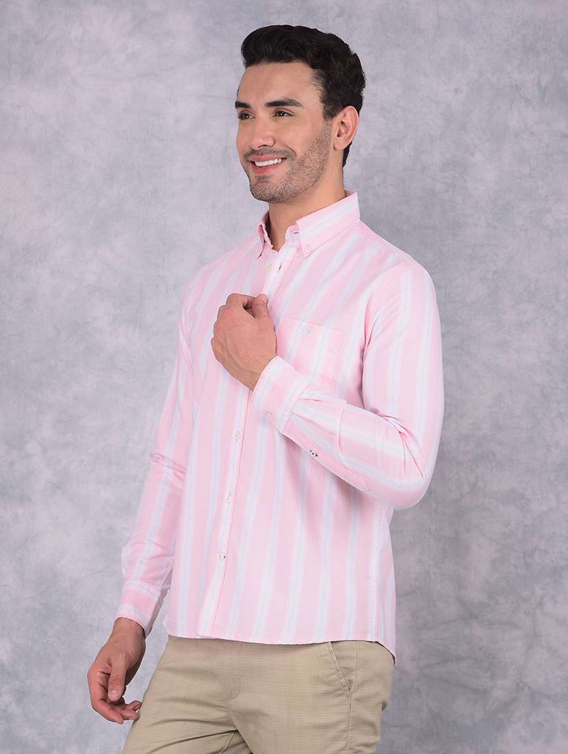 men printed collared regular fit shirt