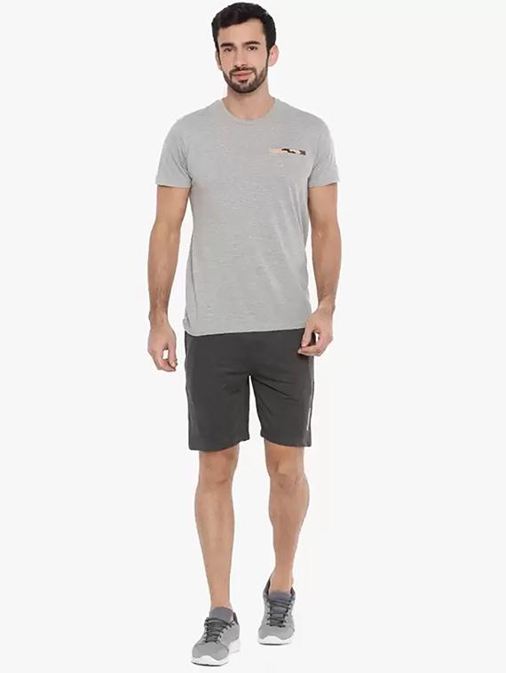 men solid mid rise regular fit shorts - 21576015 - Standard Image - 2