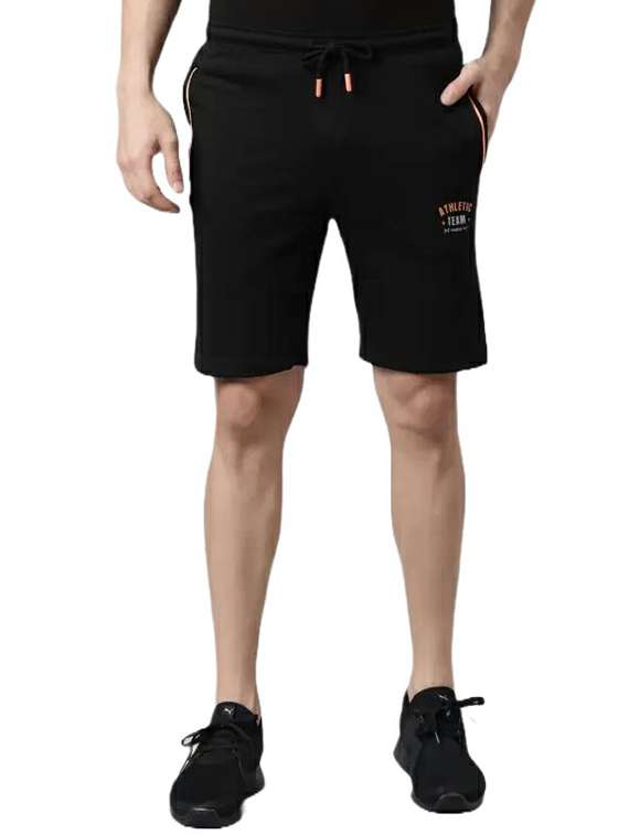 men black mid rise regular fit shorts