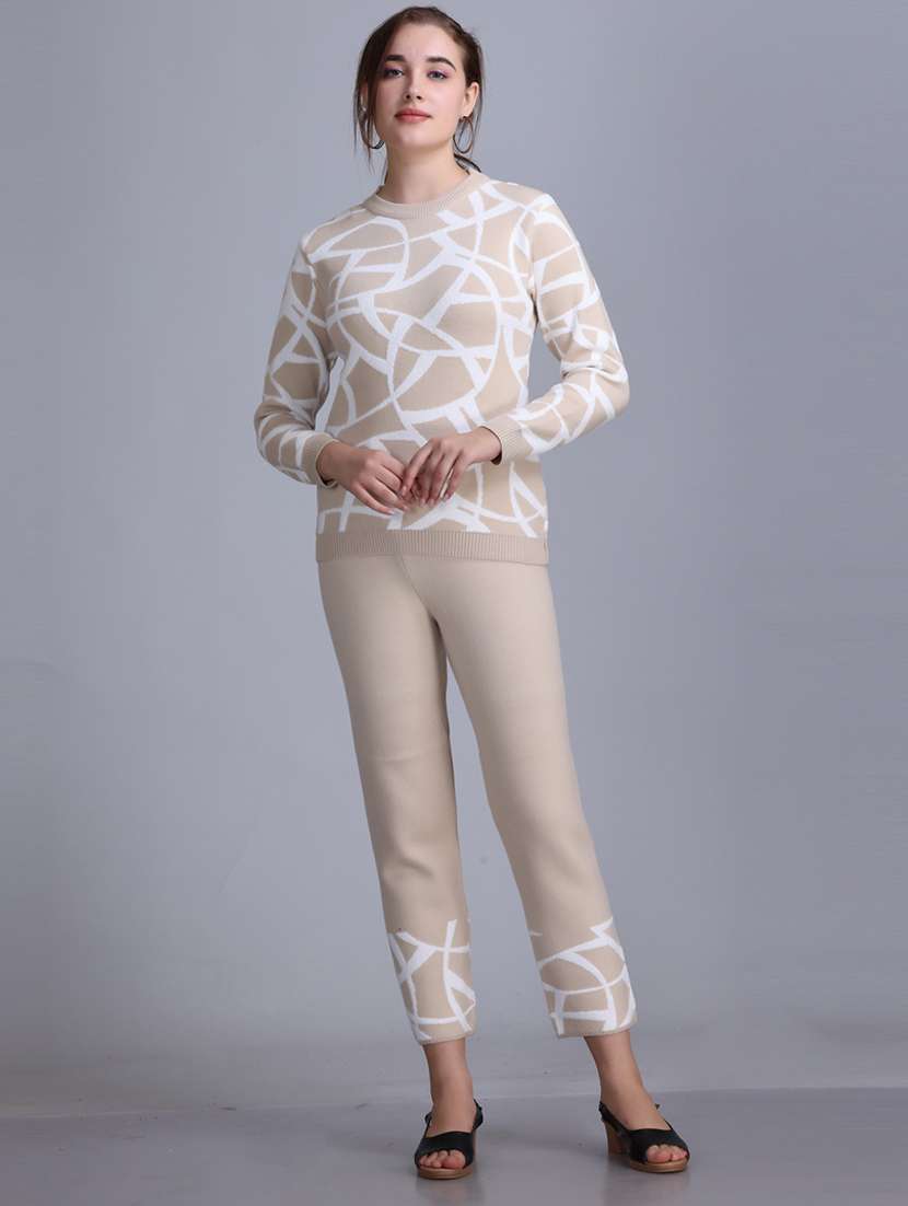 women self design winter co-ord set