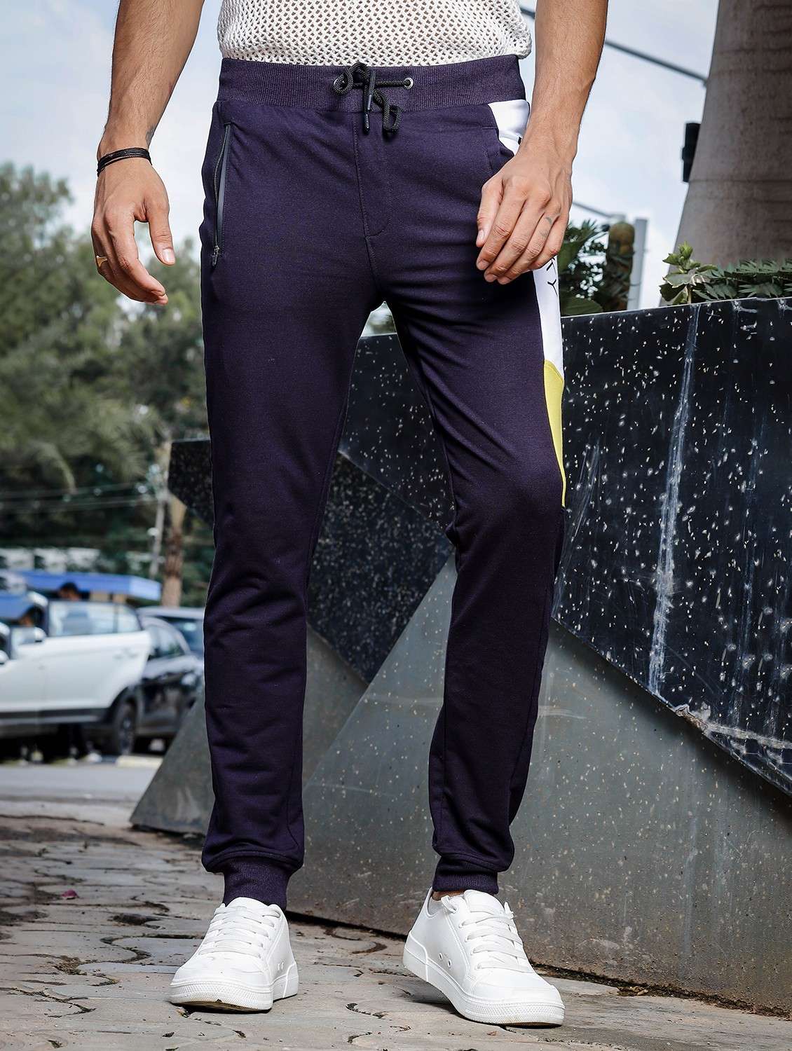 men color block regular fit track pant