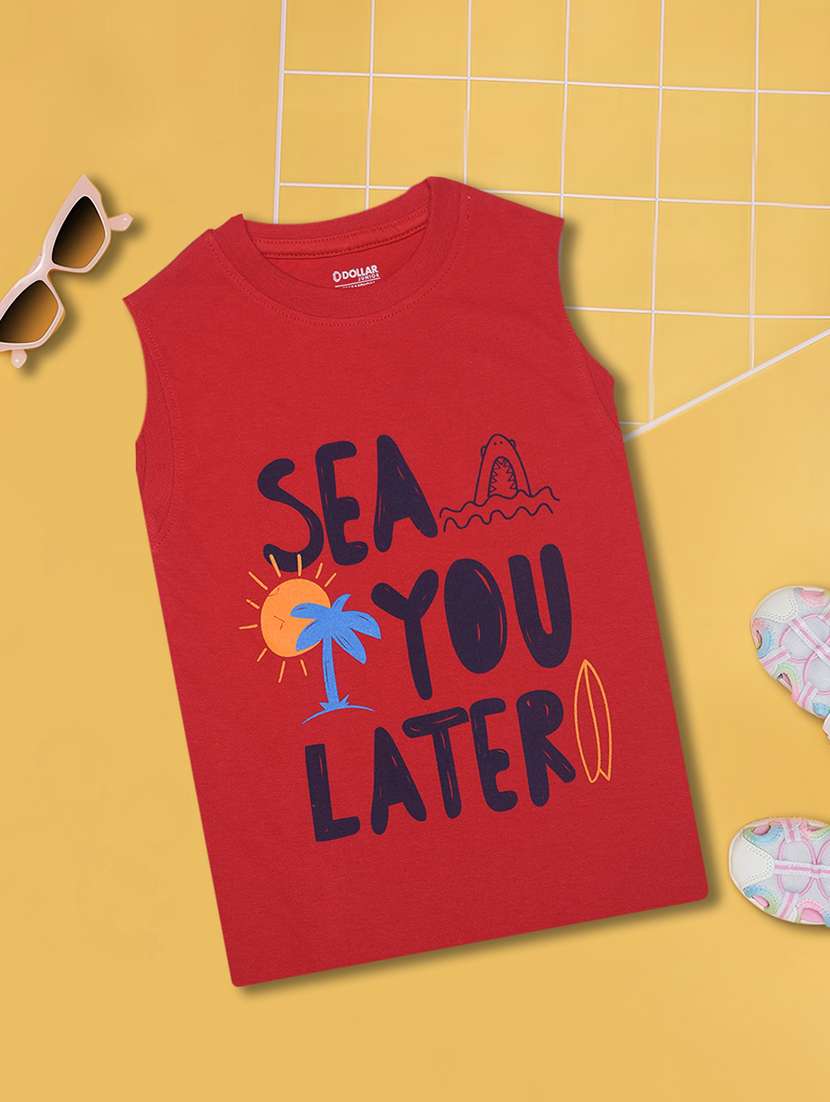 boys typographic round neck t-shirt