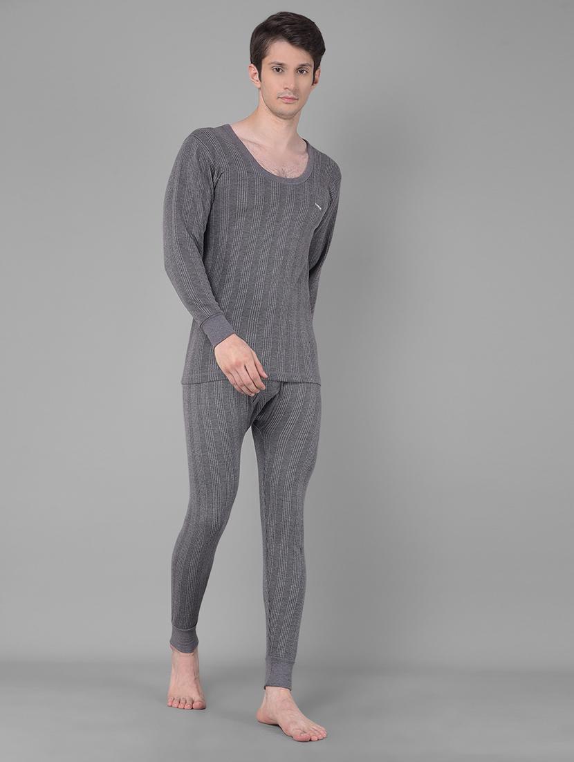 men solid scoop neck full sleeve thermal top - 21578044 - Standard Image - 2