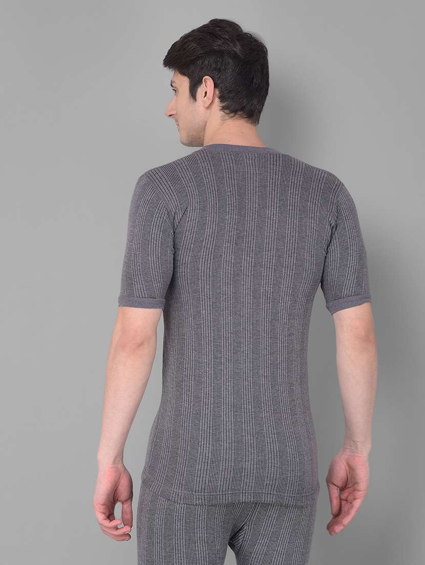men pack of 2 solid v neck half sleeve thermal top - 21578074 -  Standard Image - 2