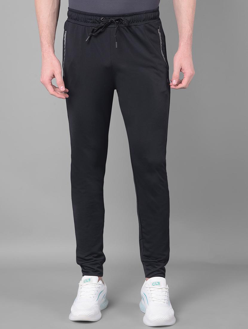 men solid regular fit jogger - 21578093 - Zoom Image - 0