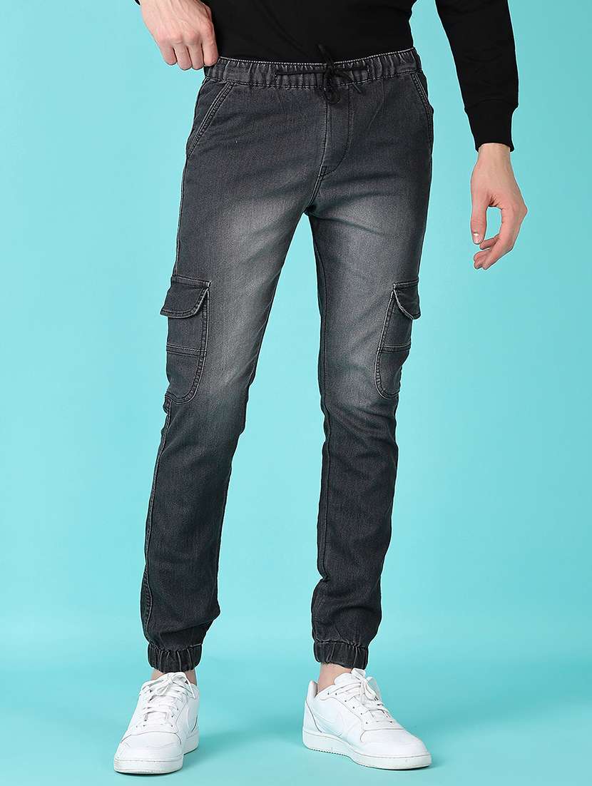 men grey mid rise cargo