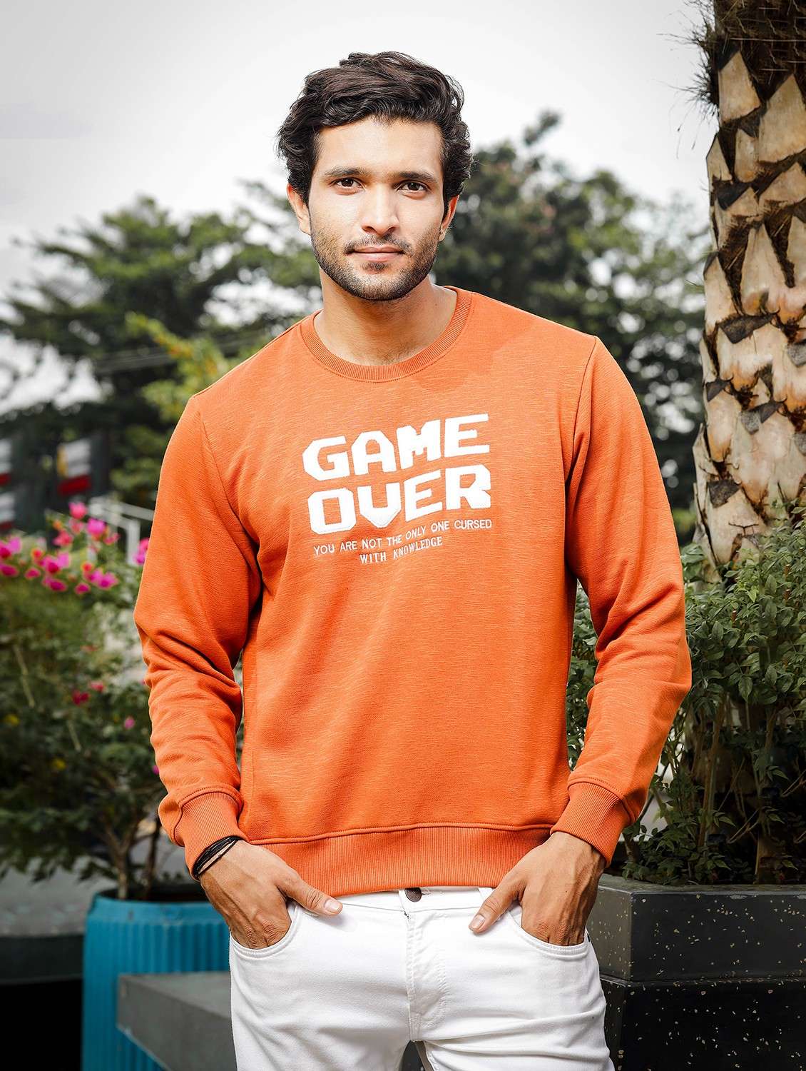 men chest print regular fit sweatshirt