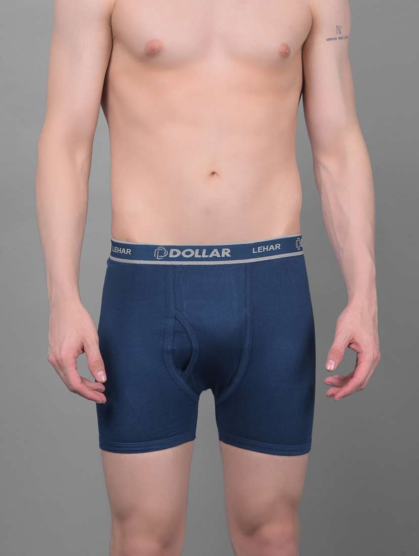 men pack of 3 solid trunks - 21578975 -  Standard Image - 2