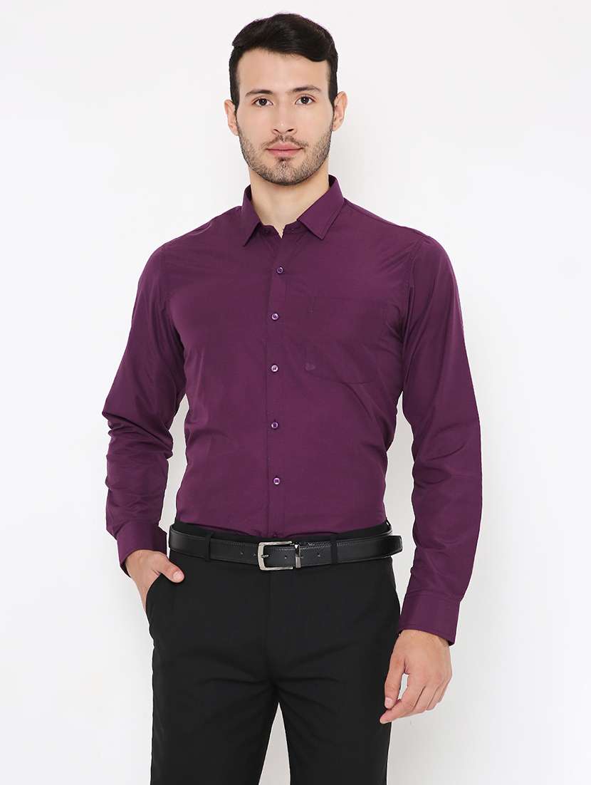men solid collared regular fit formal shirt