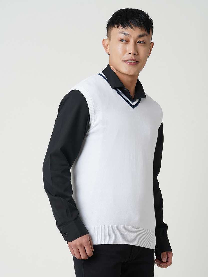 men white solid sleeveless pullover