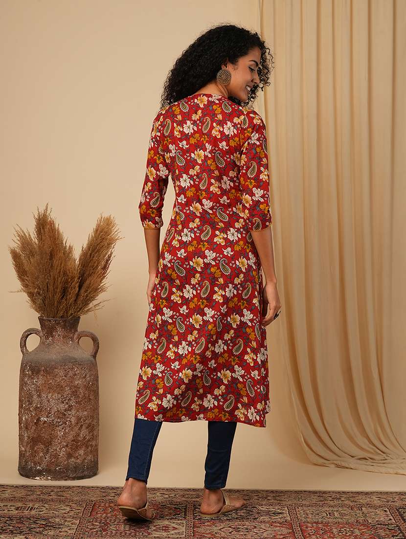 globus women maroon v-neck all-over floral & paisley printed front slit pleated cotton a-line fusion kurta - 21579860 -  Standard Image - 2
