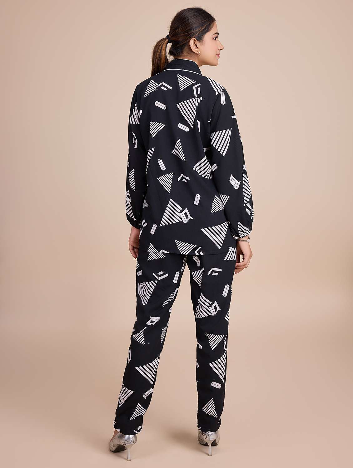 women printed long sleeves top & trouser co-ord set - 21579884 - Standard Image - 2