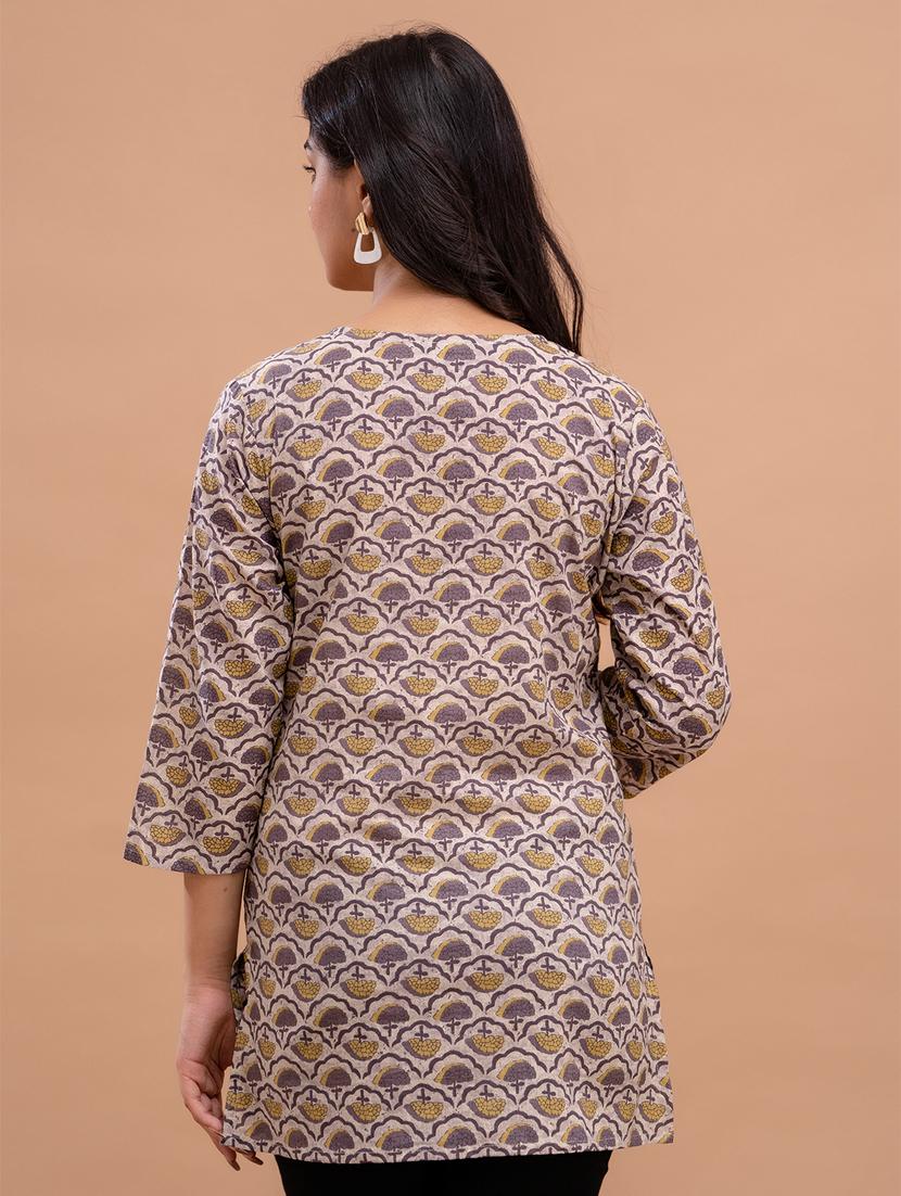 women printed three quarter sleeve short kurti - 21581320 - Standard Image - 2