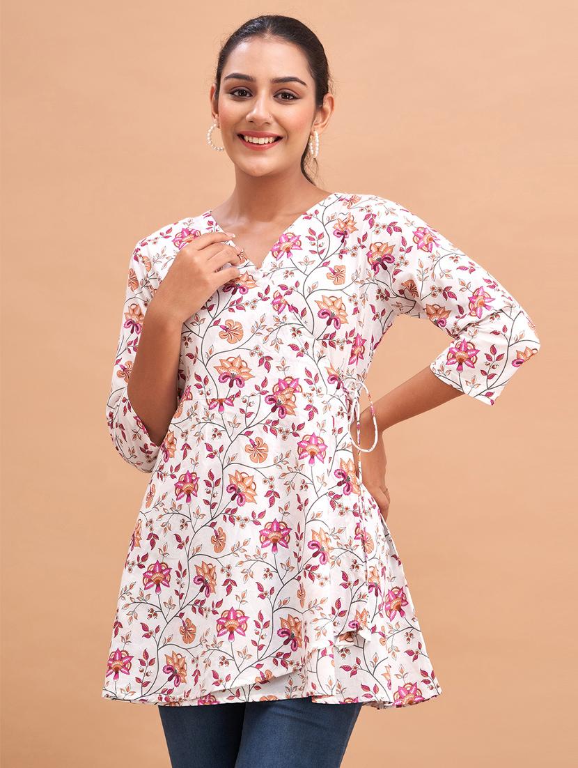 women three quarter sleeve angrakha kurti - 21581334 - Zoom Image - 0