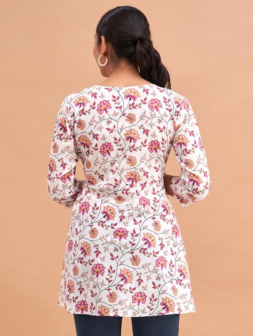 women three quarter sleeve angrakha kurti - 21581334 - Standard Image - 2