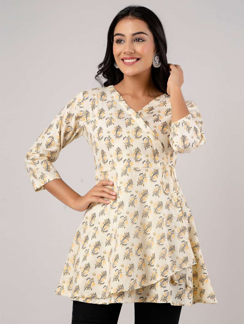 women three quarter sleeve angrakha kurti - 21581385 - Zoom Image - 0