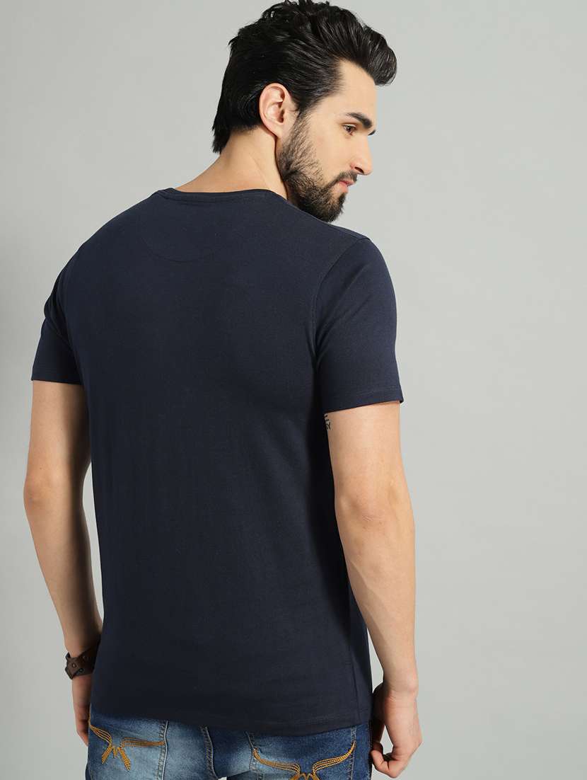 men slim fit chest print short sleeves t-shirt - 21581870 -  Standard Image - 2