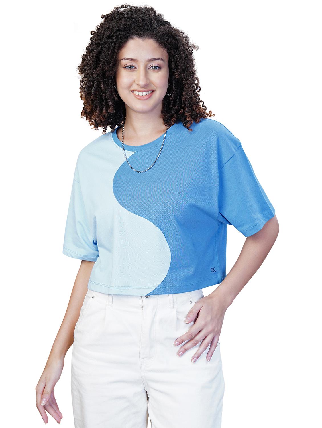 women color blocked boxy crop t-shirt - 21582183 -  Zoom Image - 0