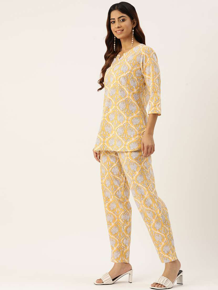 women printed three quarter sleeves nightwear pyjama set - 21582318 -  Standard Image - 2