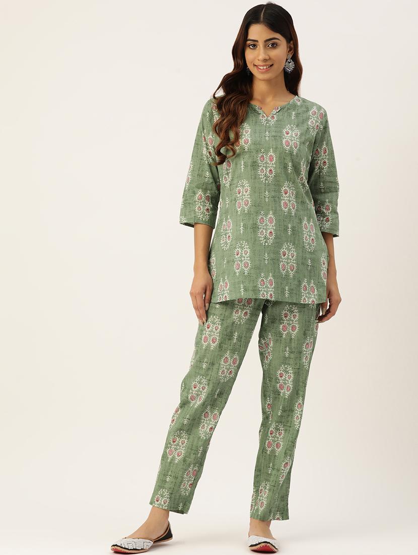 women green printed pyjama nightwear set