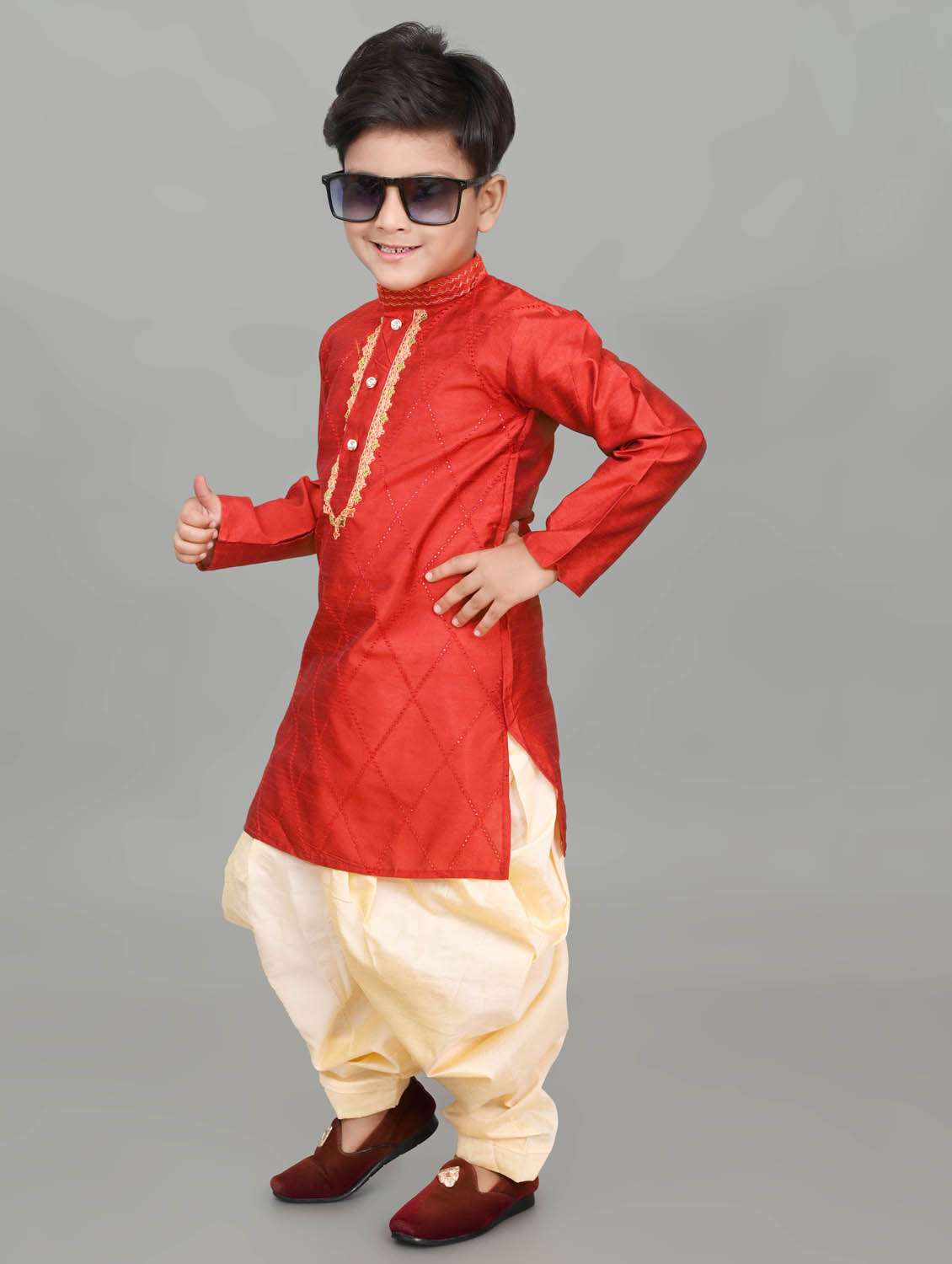 boys embroidered mandarin neck kurta salwar set - 21585450 -  Standard Image - 2