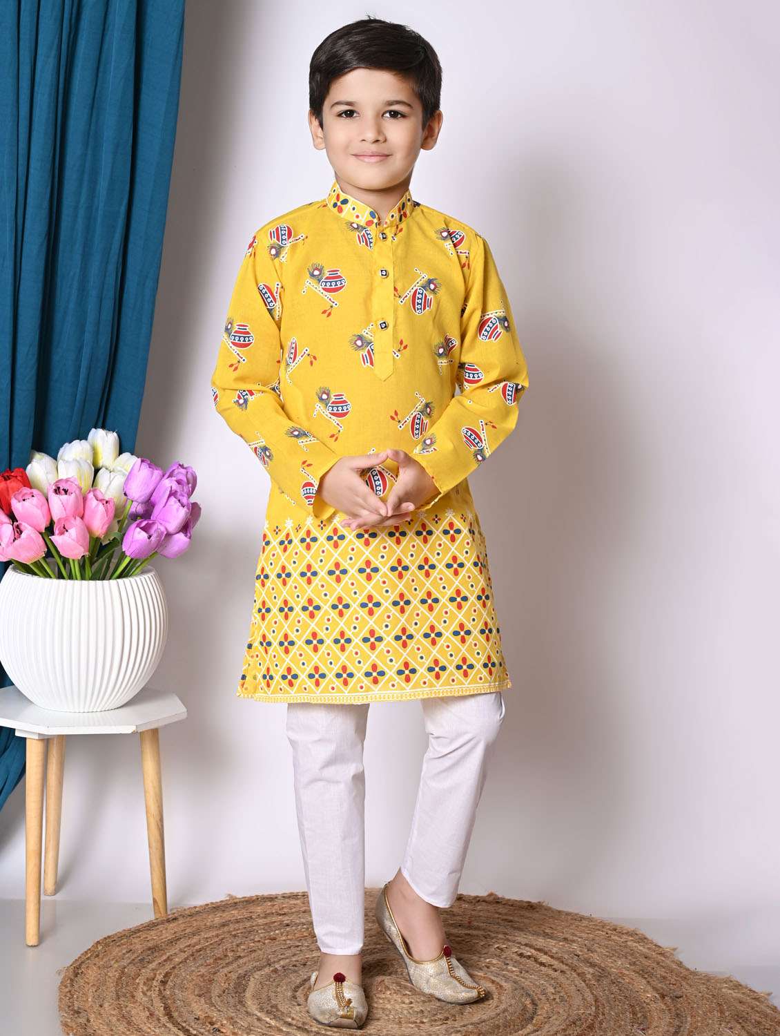 boys printed long sleeves kurta set