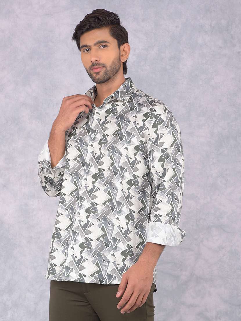 men printed regular fit casual shirt