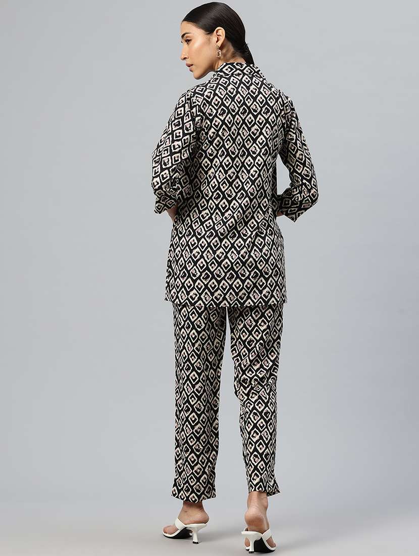 women printed shirt and trouser co-ord set - 21586261 -  Standard Image - 2