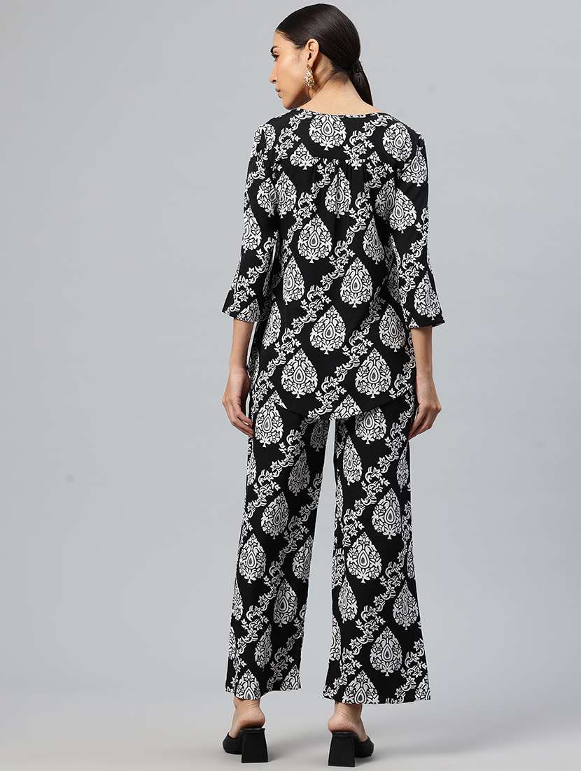 women printed ethnic co-ord set - 21586271 - Standard Image - 2