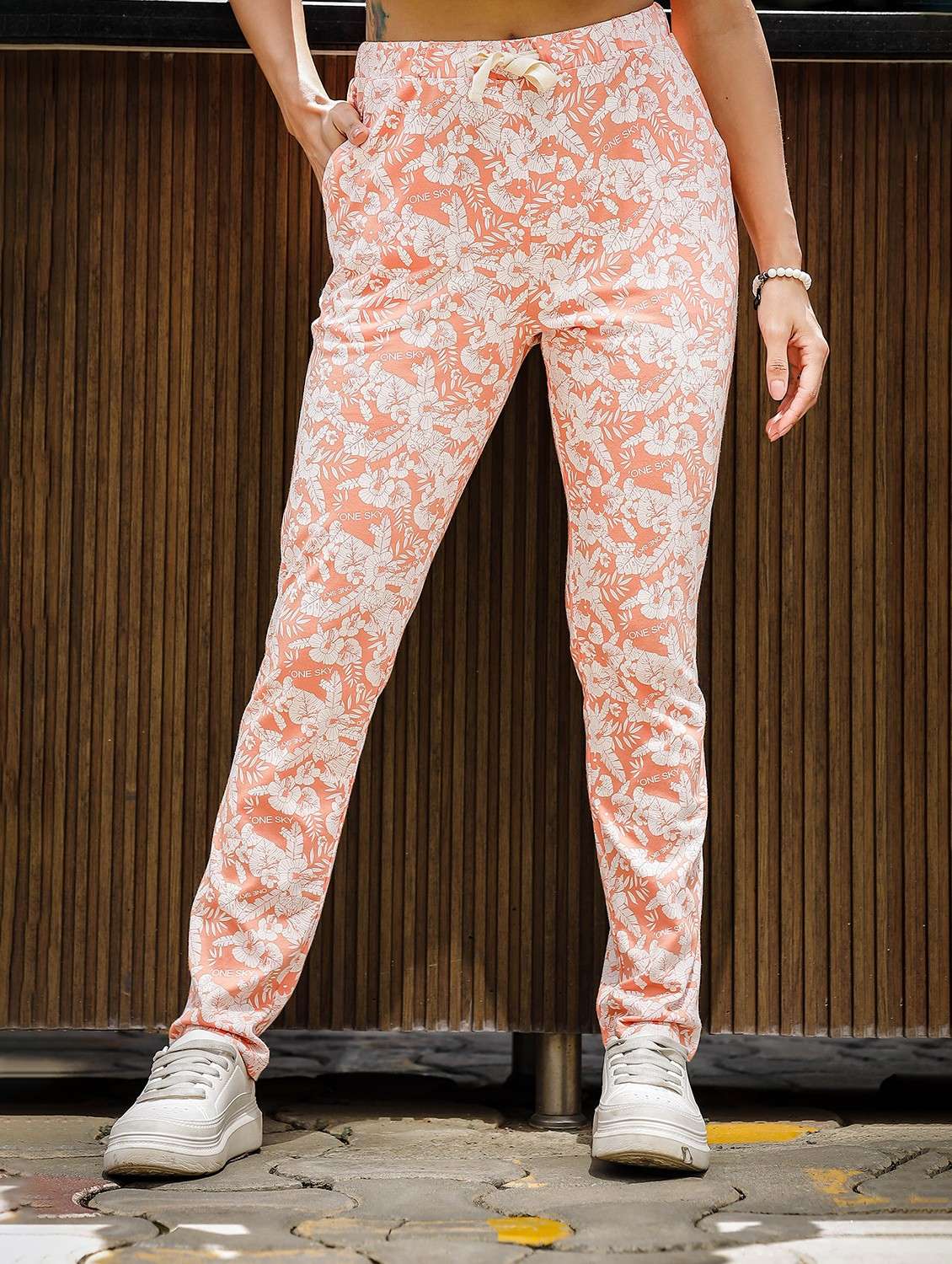 women floral print mid rise pajama