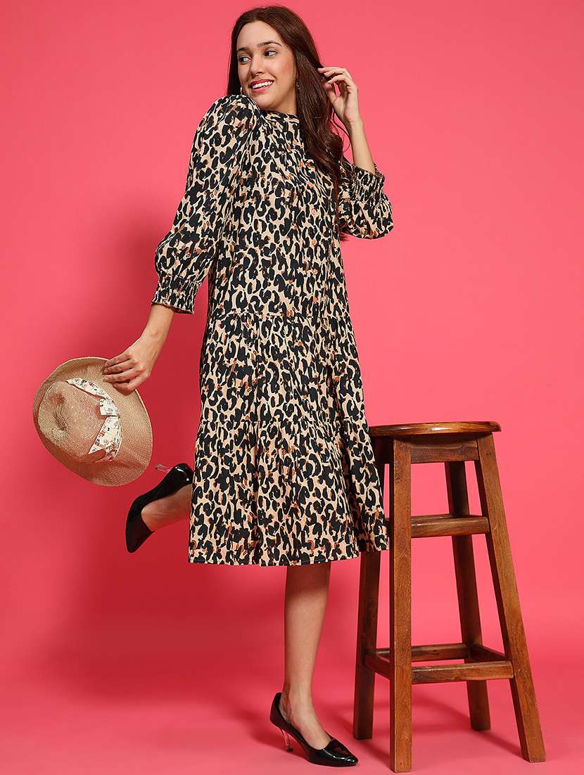 women animal printed three quarter sleeves tiered dress
